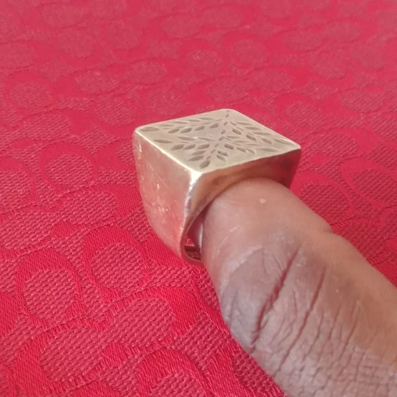 #SOLD#925 Sterling Silver Ring - Picture 4 of 7